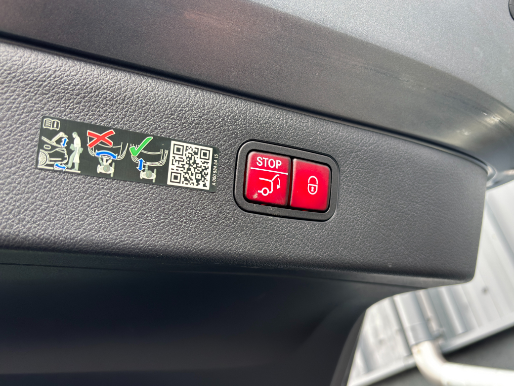 2022 Mercedes-Benz EQS