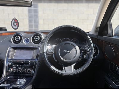 2011 Jaguar XJ