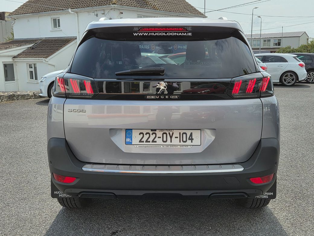 2022 Peugeot 5008