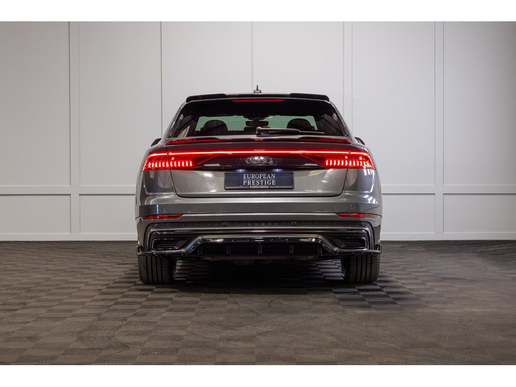 2021 Audi Q8