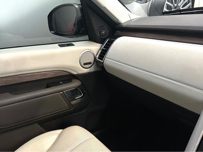 2017 Land Rover Discovery