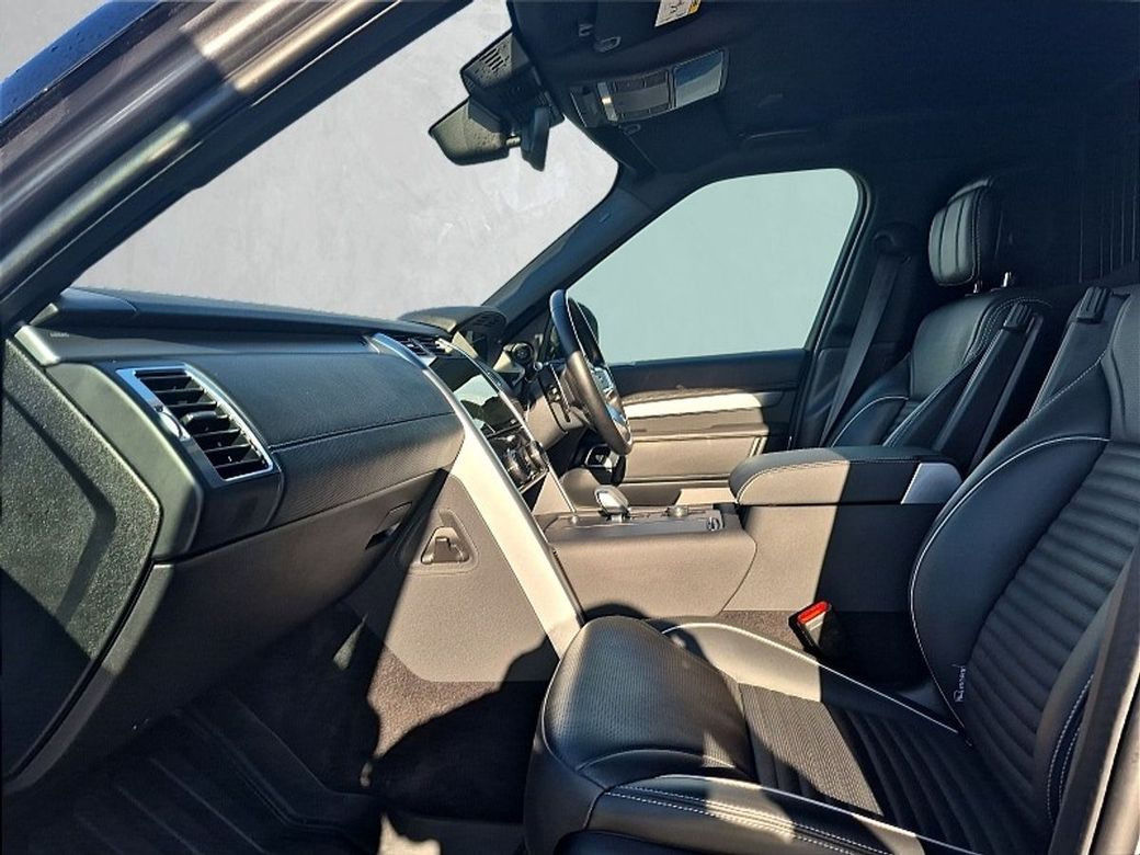 2024 Land Rover Discovery