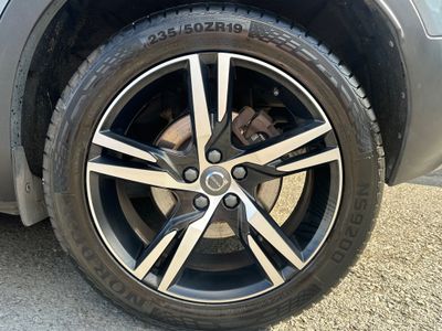 2021 Volvo XC40