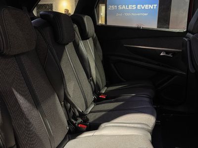 2021 Peugeot 5008