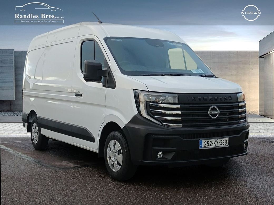 2025 Nissan Interstar