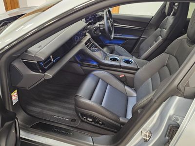 2025 Porsche Taycan