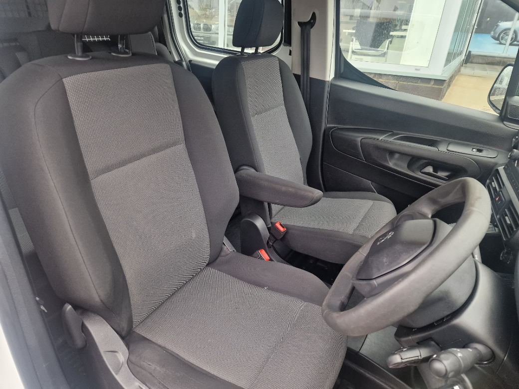 2020 Peugeot Partner