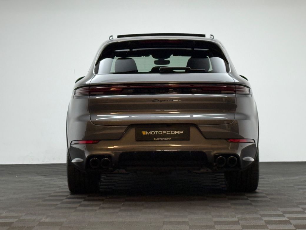 2025 Porsche Cayenne