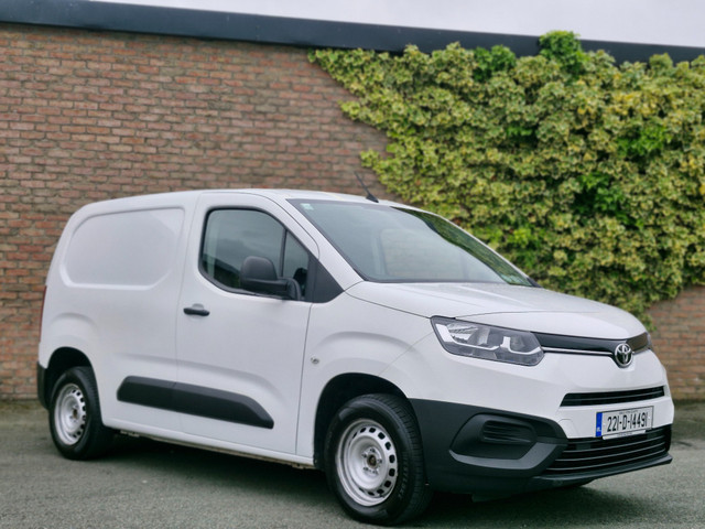 vehicle for sale from Leighstone Motors