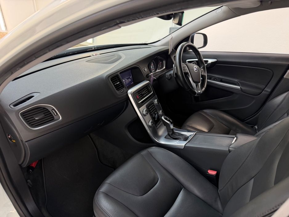 2018 Volvo V60