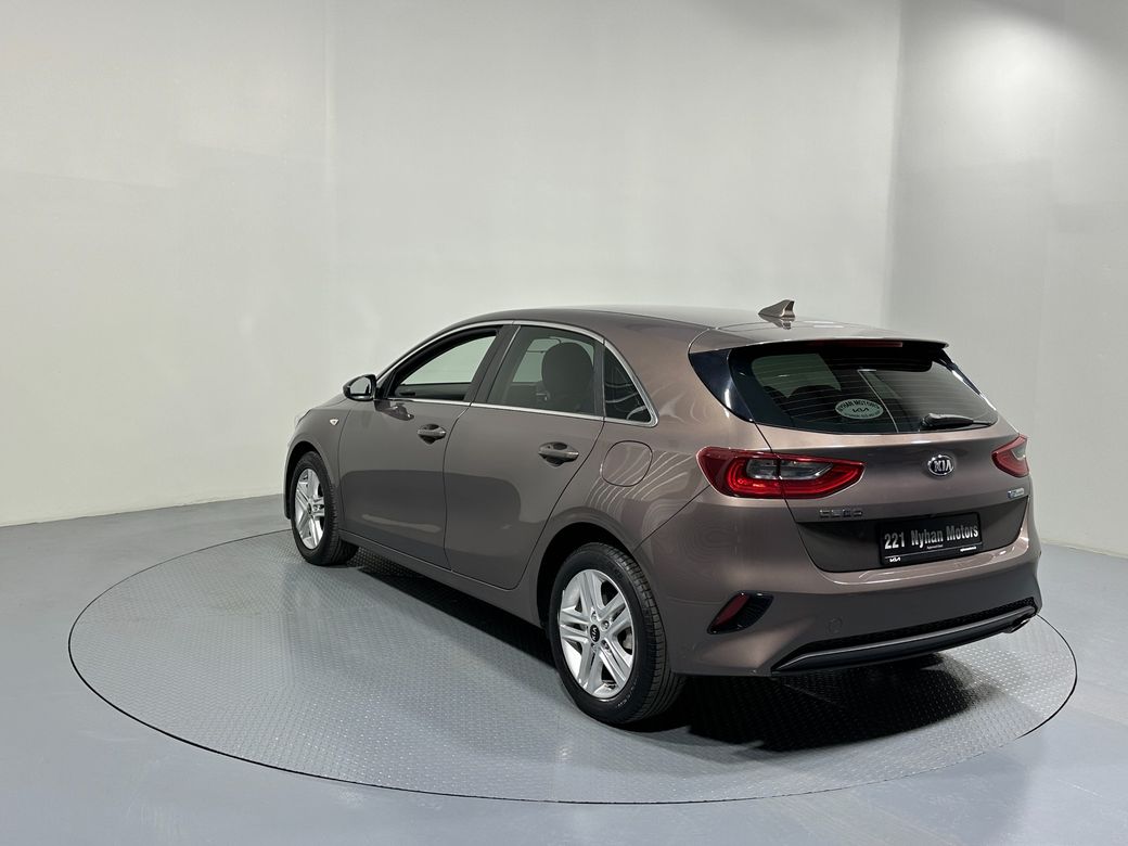 2022 Kia Ceed