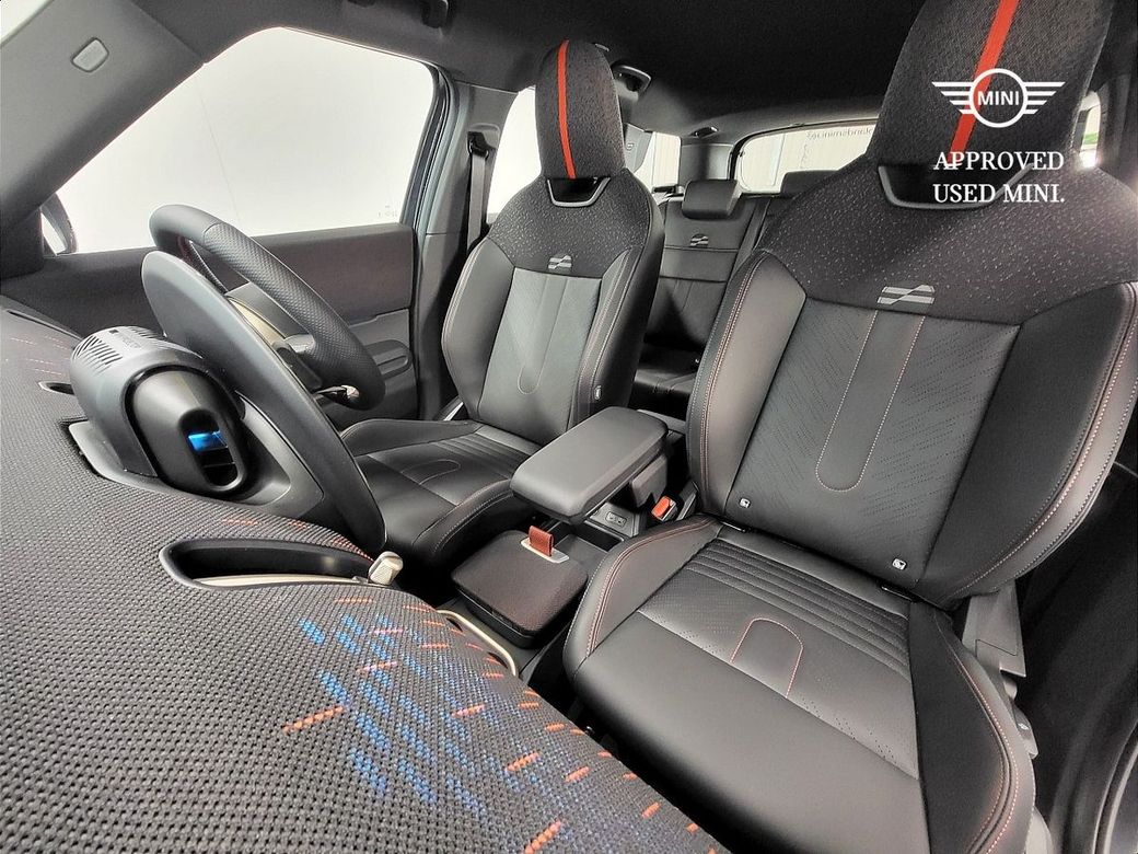 2025 Mini Countryman