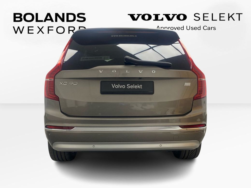 2022 Volvo XC90