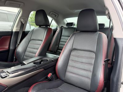 2018 Lexus IS 300h