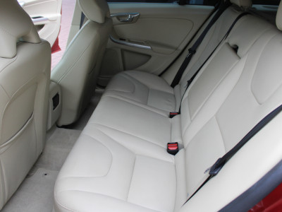 2016 Volvo V60