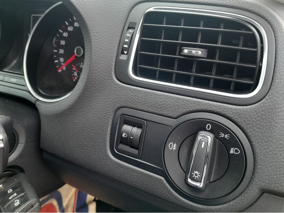 2015 Volkswagen Polo