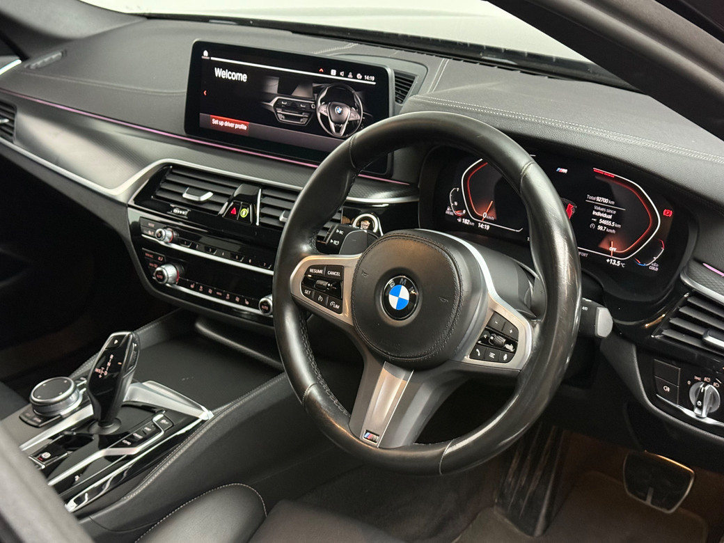 2022 BMW 5 Series