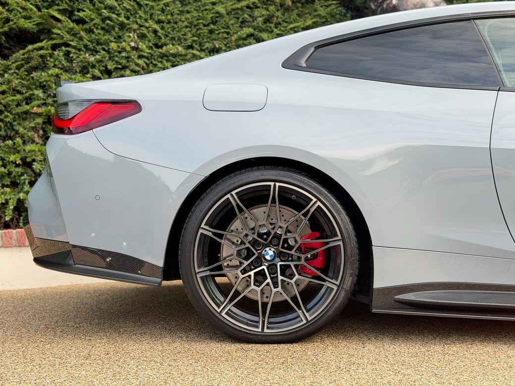 2021 BMW M4