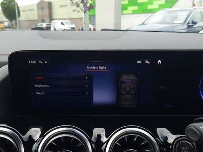 2025 Mercedes-Benz EQA