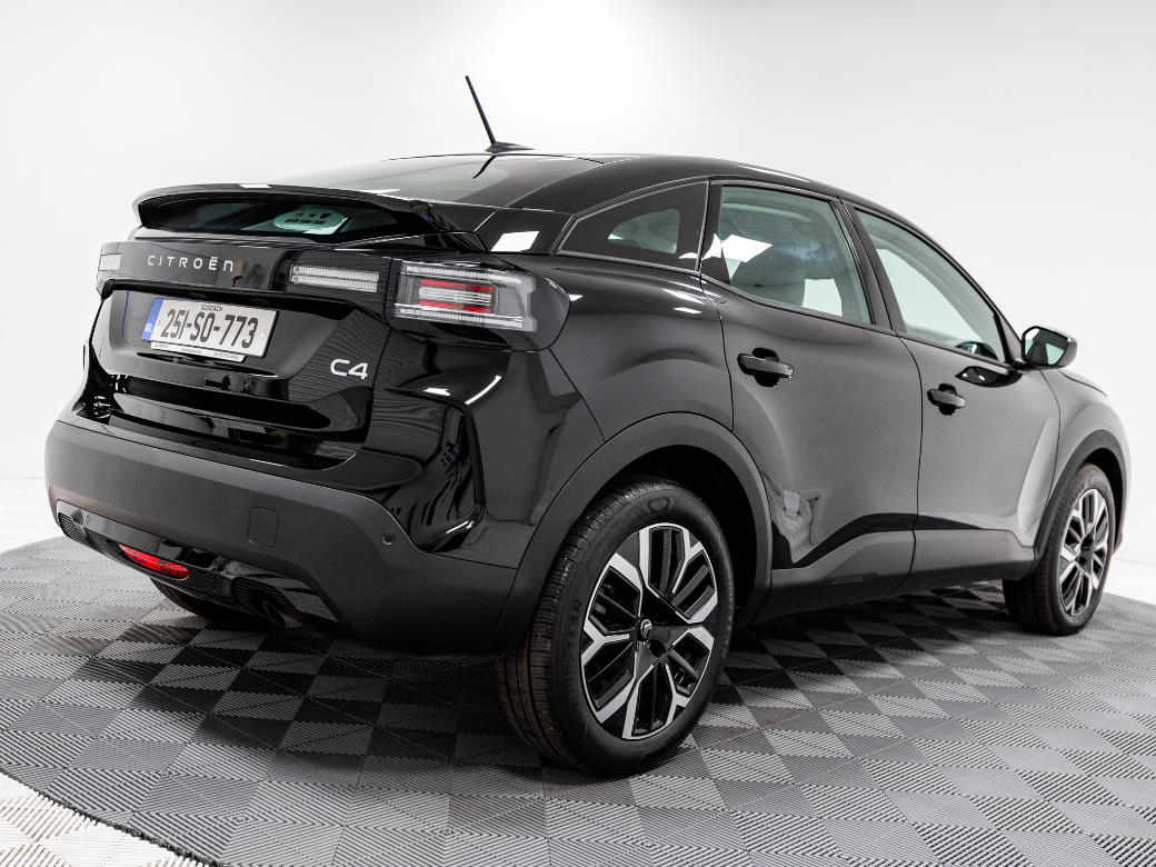 2025 Citroen C4