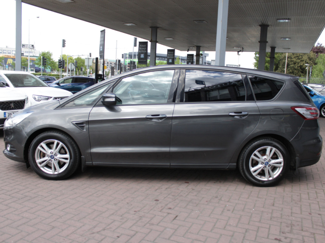 2016 Ford S-Max