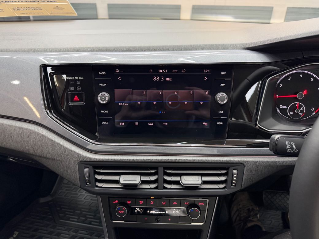 2018 Volkswagen Polo