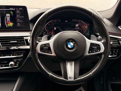 2021 BMW 520