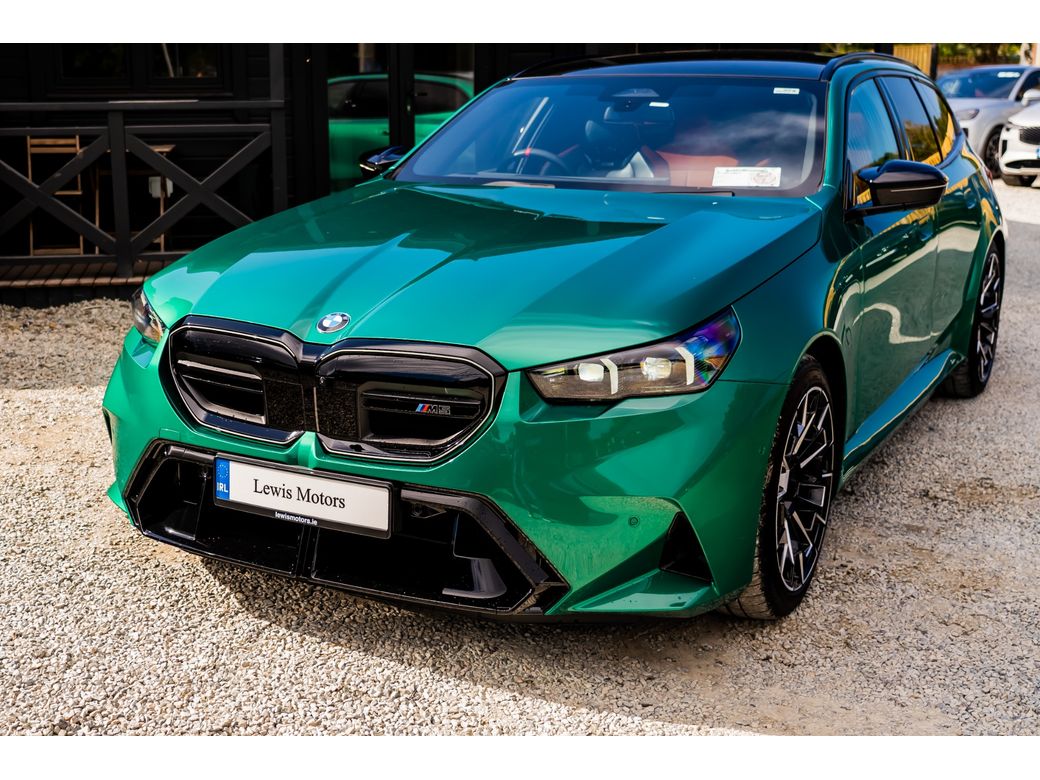 2025 BMW M5