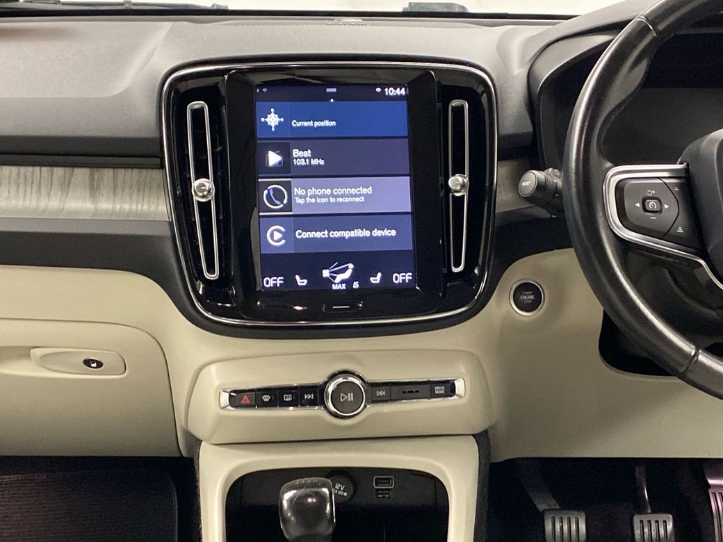 2020 Volvo XC40