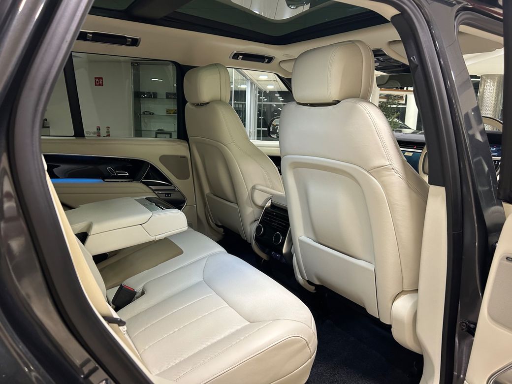 2023 Land Rover Range Rover