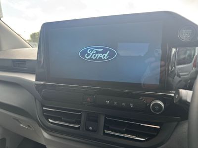 2026 Ford Tourneo Custom