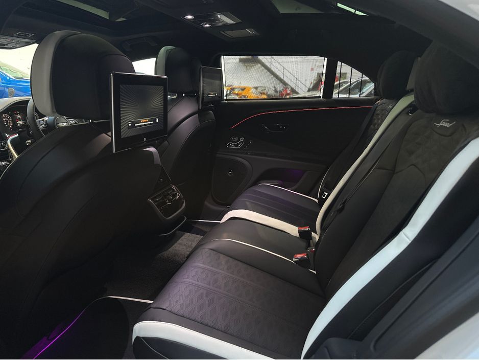 2025 Bentley Flying Spur