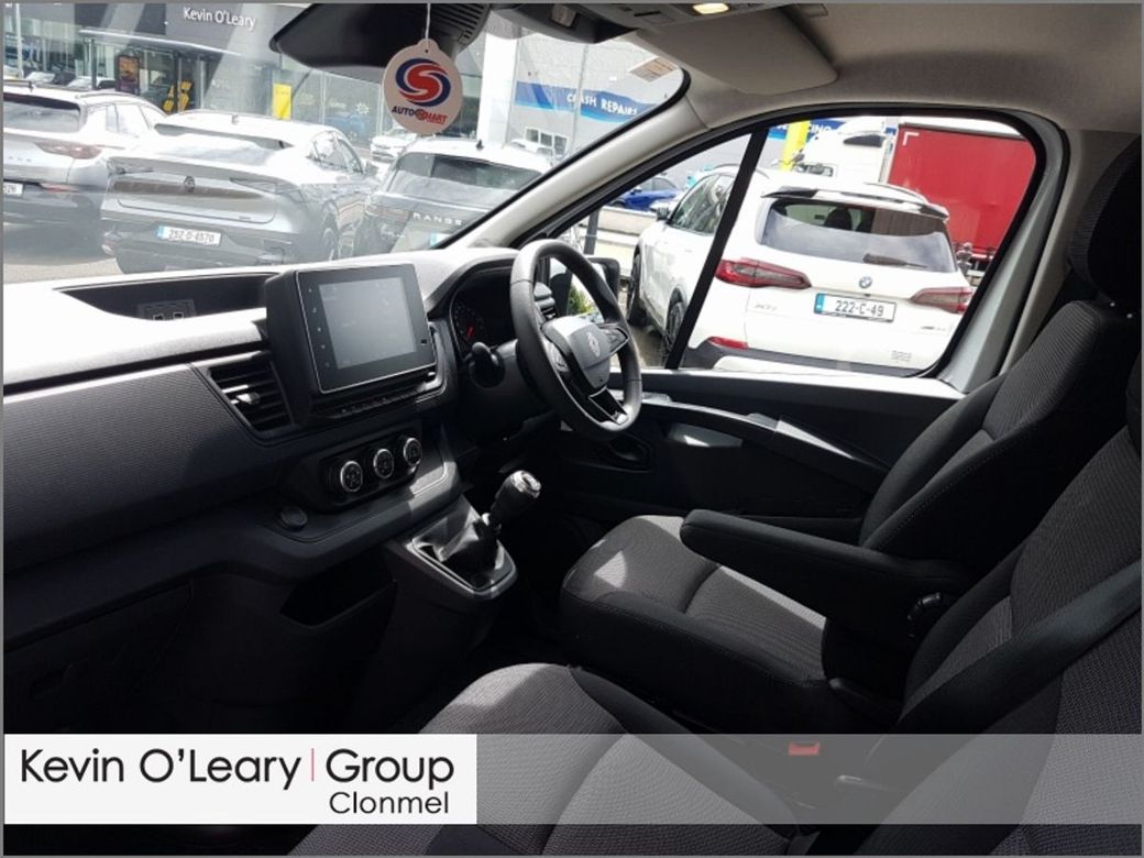 2025 Renault Trafic