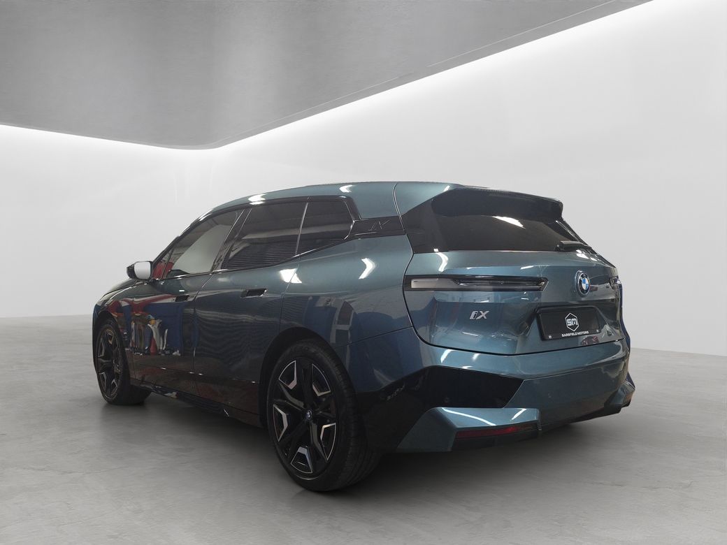 2022 BMW iX