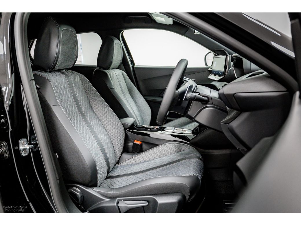 2025 Peugeot 2008