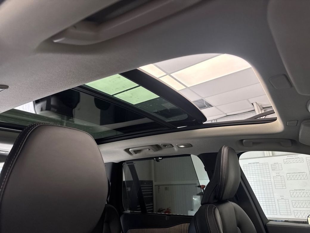 2023 Volvo XC90