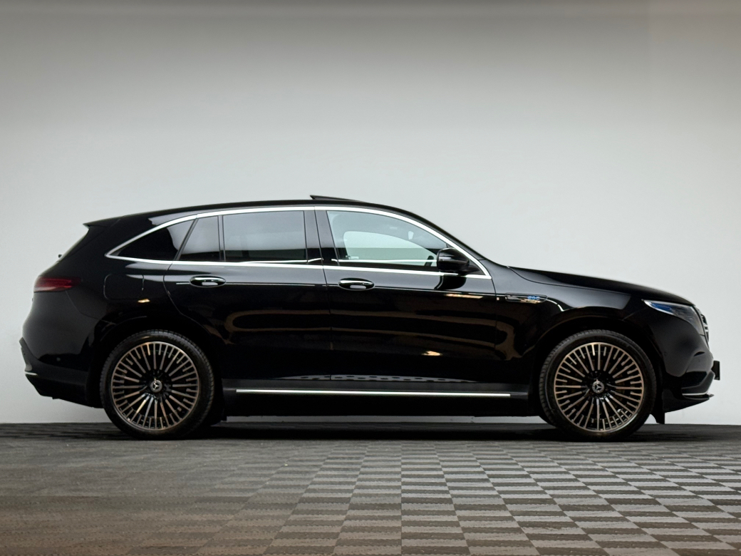 2023 Mercedes-Benz EQC