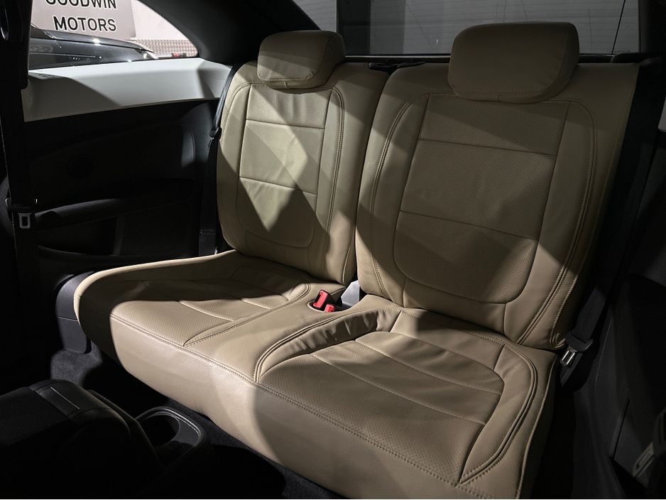 2013 Volkswagen Beetle