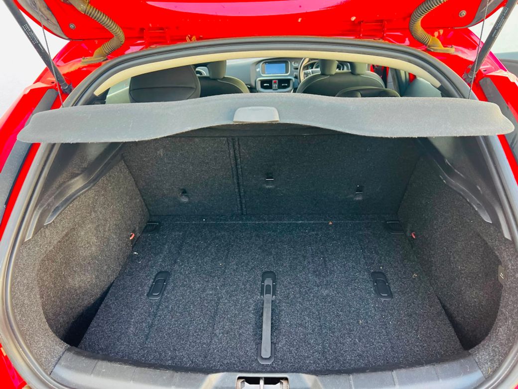 2014 Volvo V40