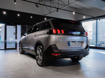 2024 Peugeot 5008