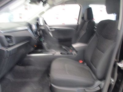 2025 Isuzu D-MAX