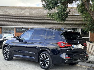 2025 BMW iX3