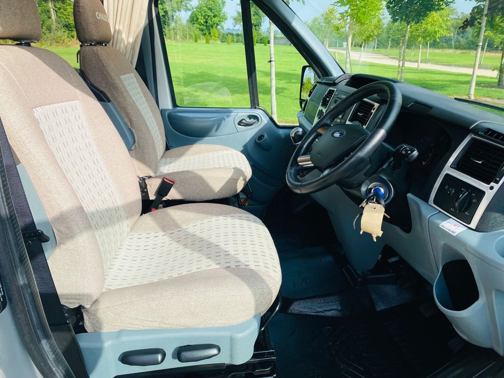 2013 CHAUSSON FLASH 10 LOW PROFILE R.H.D