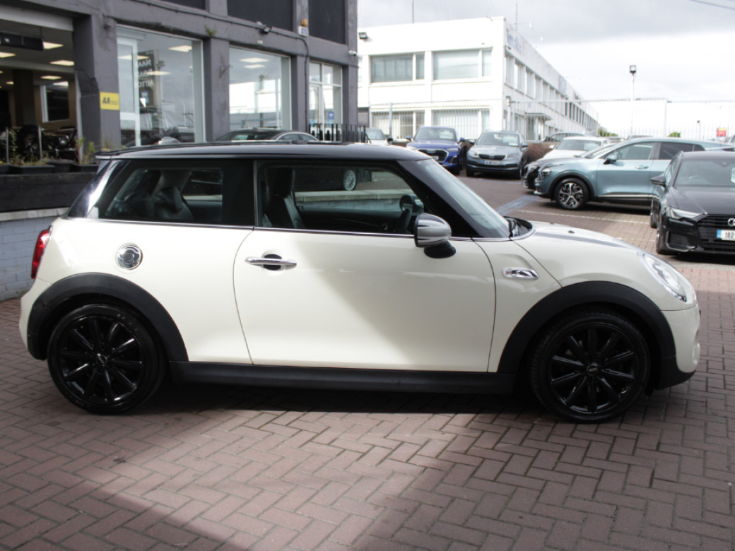 2017 Mini Cooper