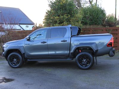 2025 Toyota Hilux