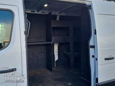 2022 Renault Master