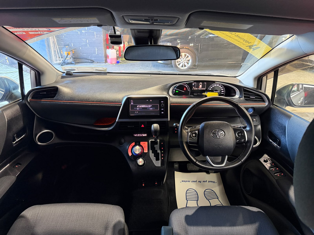 2016 Toyota Sienta