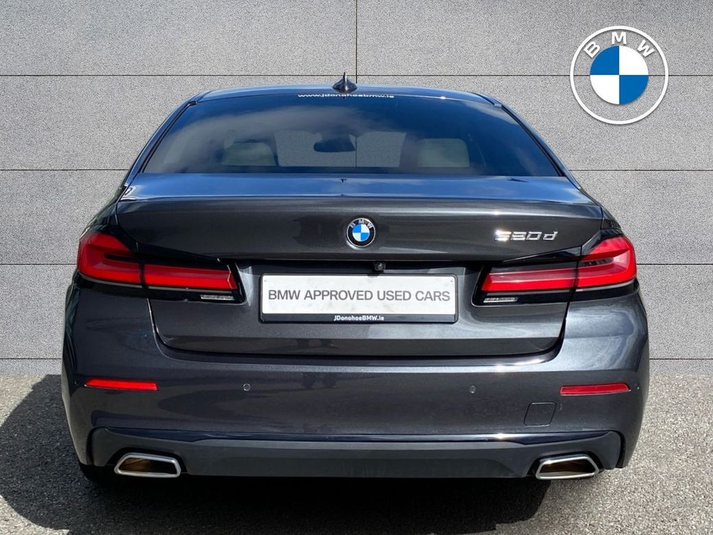 2022 BMW 5 Series