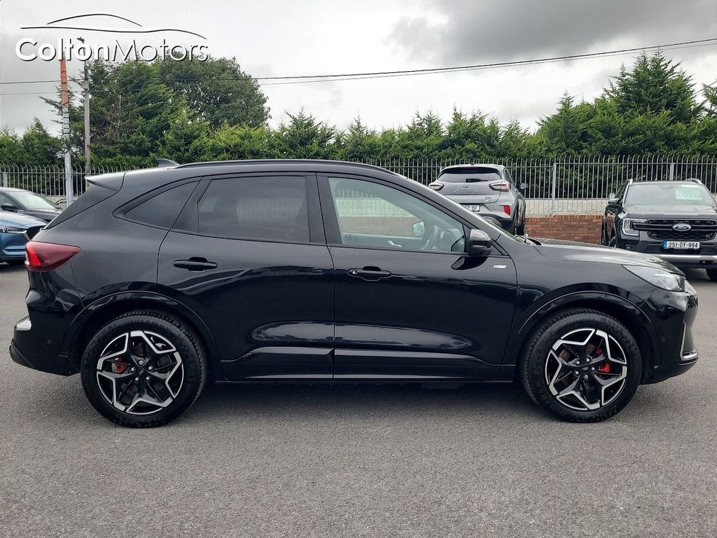 2025 Ford Kuga