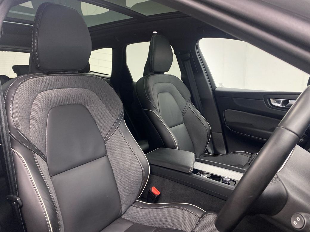 2025 Volvo XC60